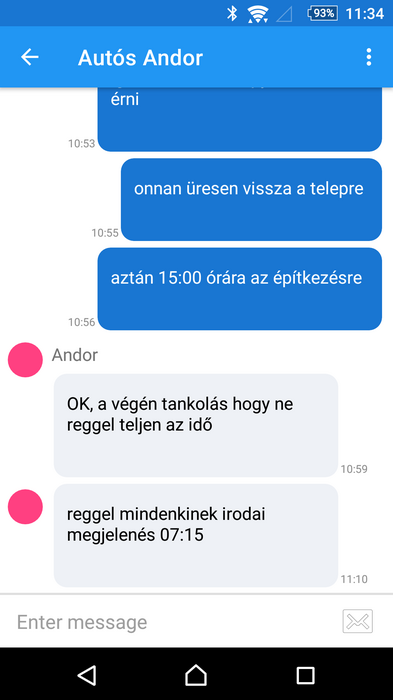 chat_on_display.png